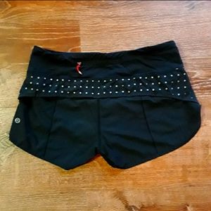 Lululemon speed up shorts black polka dot size 4